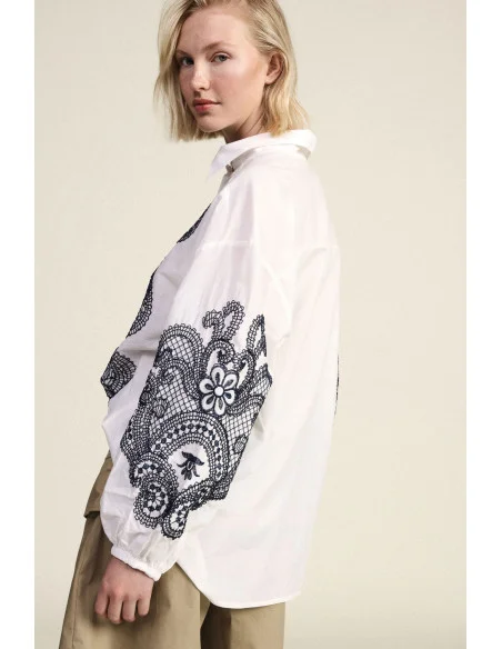 Chemise large avec broderie Paisley et boutons Dixie