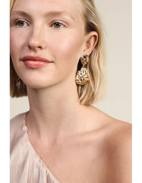 Boucles d'oreilles pendantes à effet martelé Dixie Pin Closure