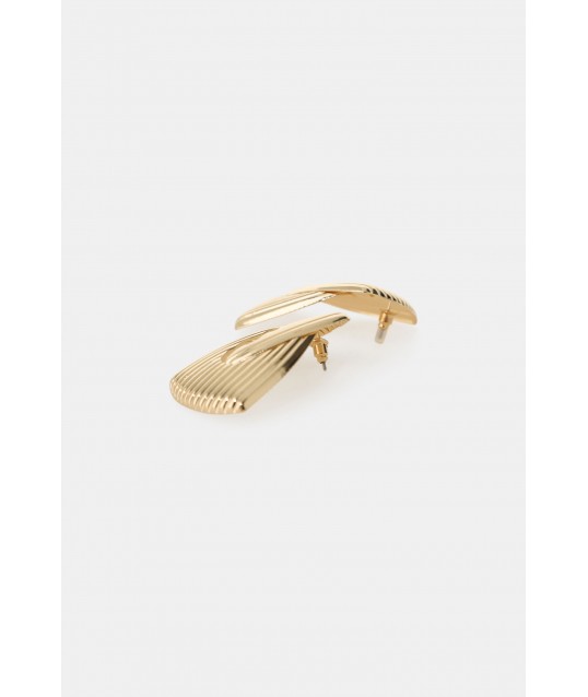 Boucles d'oreilles en forme de Dixie avec surface fendue