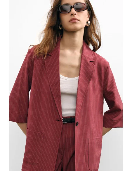 Blazer A Righe Con Maniche Tre Quarti E Chiusura A Bottone Please