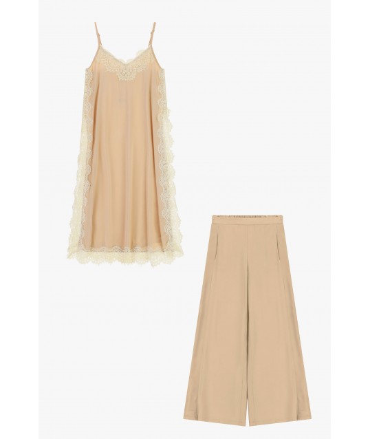 Costume avec pantalon large et top en dentelle Dixie