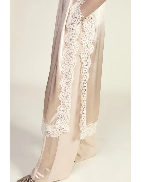 Set with Wide-Leg Trousers and Lace Top Dixie