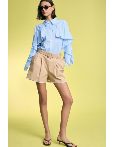 Short à coupe régulière avec ceinture et bordures perforées S.V.P.