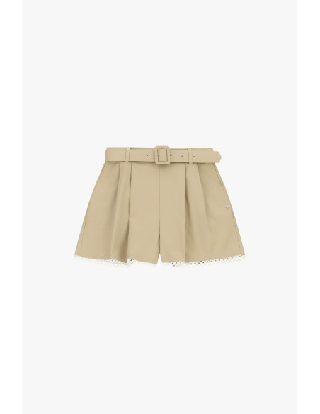Short à coupe régulière avec ceinture et bordures perforées S.V.P.