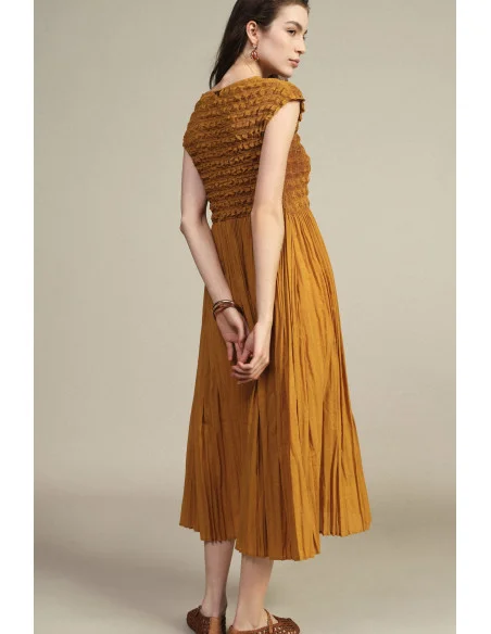 Dress with Neckline and Ruched Detail Dixie