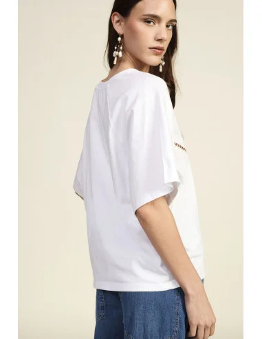 T-Shirt court avec broderie géométrique et encolure en V Dixie