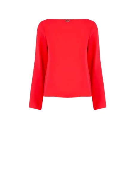 Blusa Sfiancata E Fluida In Raso Opaco Con Scollo A Barchetta Rinascimento