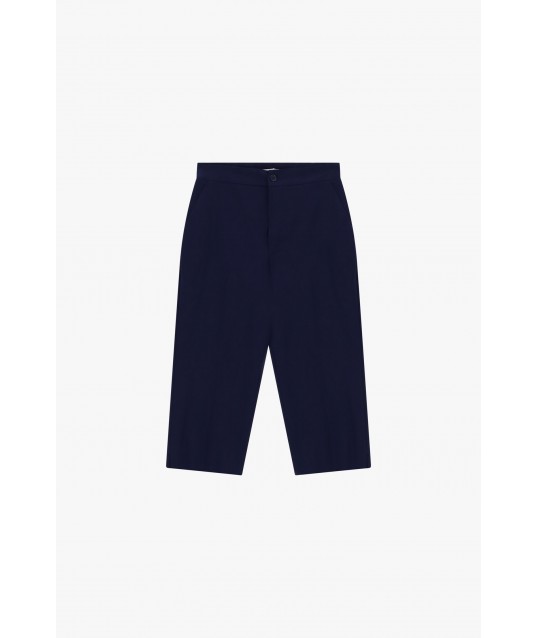Straight Leg Shorts With Side Pockets Please