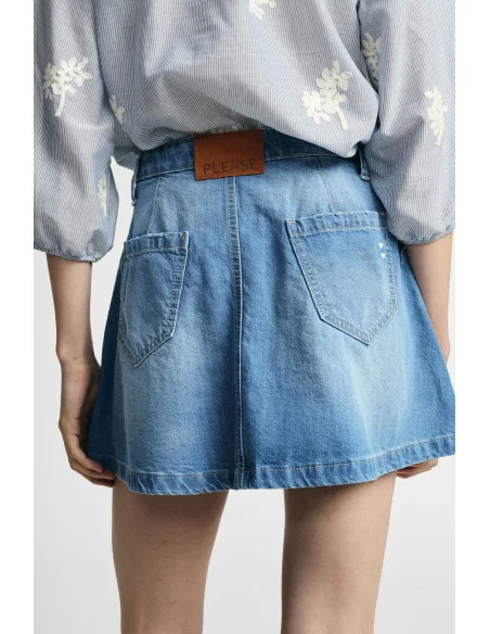 Jupe courte en denim effet usé à cinq poches Please