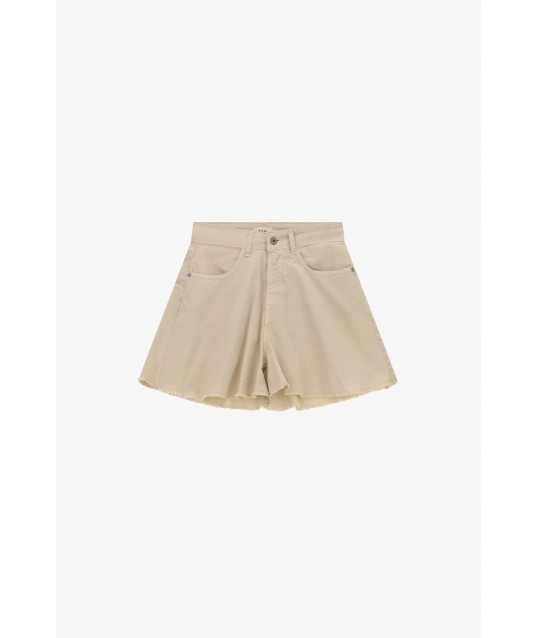 Regular-Fit Shorts With Frayed Bottom And Dixie Pockets