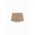 Short coupe classique avec motif ajouré et bordure au crochet Dixie