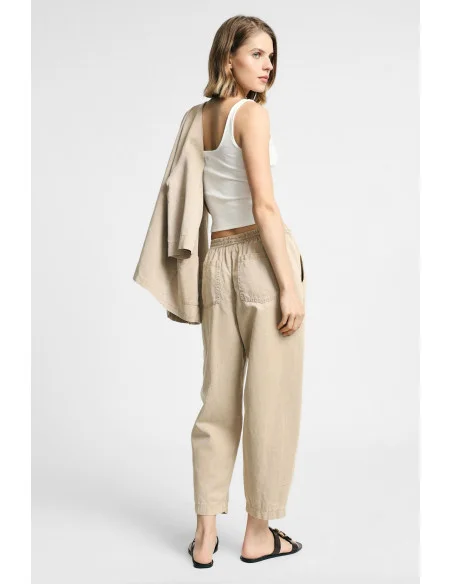 Cropped Trousers with an Elasticated Waist and Pockets – Please