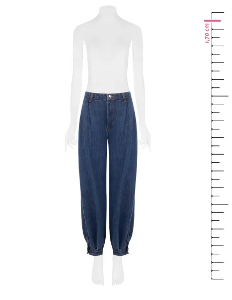 Jeans Baloon Con Pinces E Bottoni Alle Caviglie Rinascimento