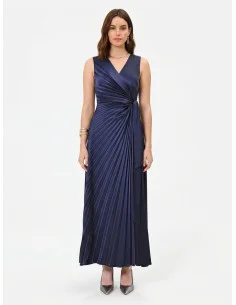 Robe longue en satin plissé, encolure en V croisée, nouée à la taille, Rinascimento 2