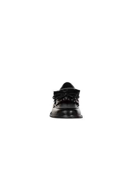 Mocassini In Similpelle Con Piccole Borchie Decorative Rinascimento