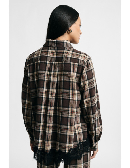Chemise à carreaux avec bordure en dentelle et manches longues, s'il vous plaît