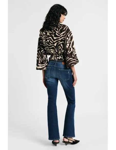 Jeans Flare Fit Con Fondo Ampio E Cuciture A Vista Please