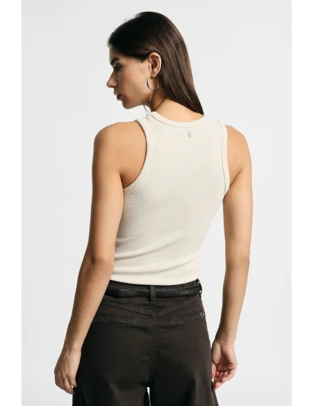 Regular-Fit Ribbed Sleeveless Top with Round Neck – Please