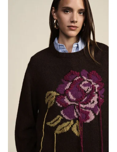 Crew-neck jumper with embroidered rose and Dixie yarn details