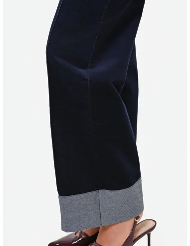 Pantaloni Larghi In Velour Con Maxi Risvolti In Denim Rinascimento