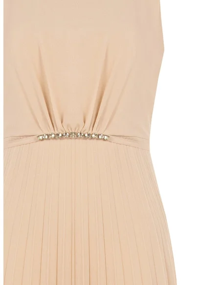 Robe longue en georgette plissée avec fine ceinture bijou Rinascimento