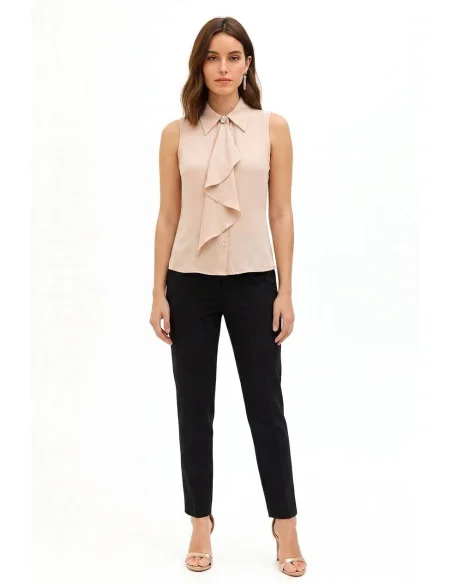 Blouse trapèze en georgette avec maxi volant et bouton bijou Rinascimento