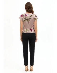 Rinascimento Floral Satin Fluid Blouse with Boat Neckline and Waist Gathering 2
