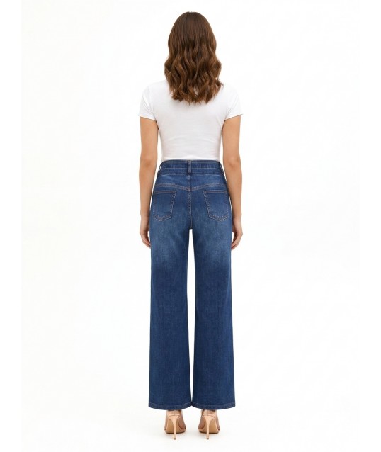 Rinascimento Stretch Wide-Leg Jeans with Matching Belt