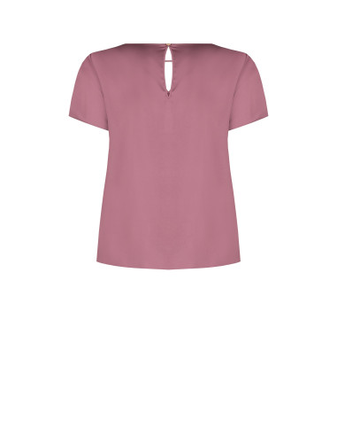 Blouse fluide pour femmes rondes en satin avec double découpe en fo...