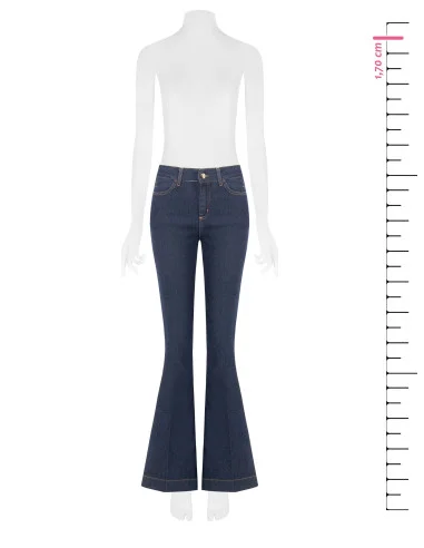 Jeans Flare Con Impunture A Contrasto Rinascimento