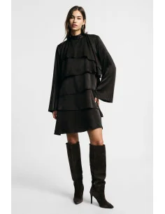 Short Dress with Long Sleeves and Ruffles, Please