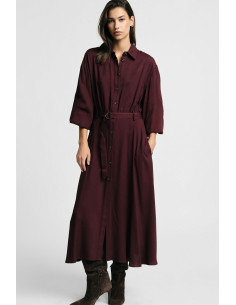Robe longue avec ceinture et boutons sur le devant, s'il vous plaît