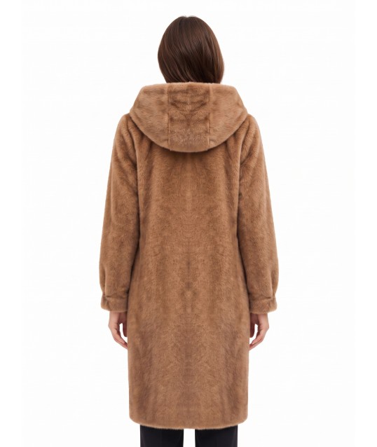 Cappotto Lungo Con Cappuccio In Morbida Pelliccia Sintetica E Tasche A Filo Rinascimento
