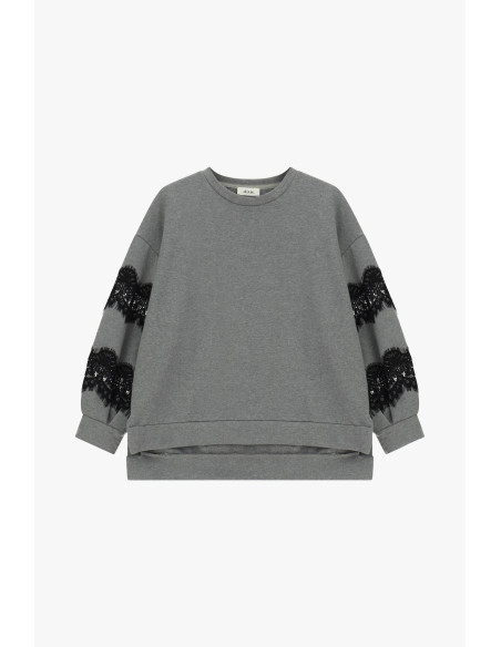 Sweat ample avec empiècements en dentelle sur les manches Dixie