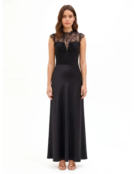 Robe longue en satin avec empiècement en dentelle de Chantilly « Rinascimento »