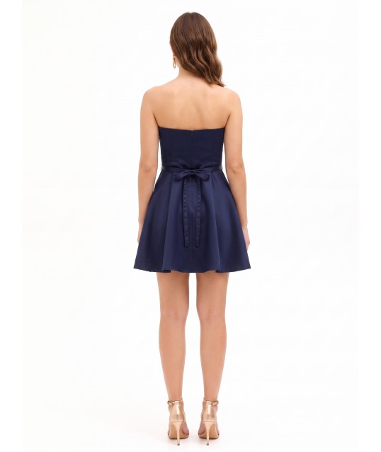 Robe courte évasée avec ceinture ornée de strass « Rinascimento »