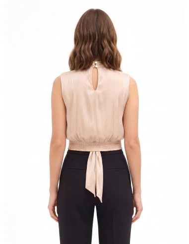 Top with a bow and waistband in Rinascimento laminated georgette