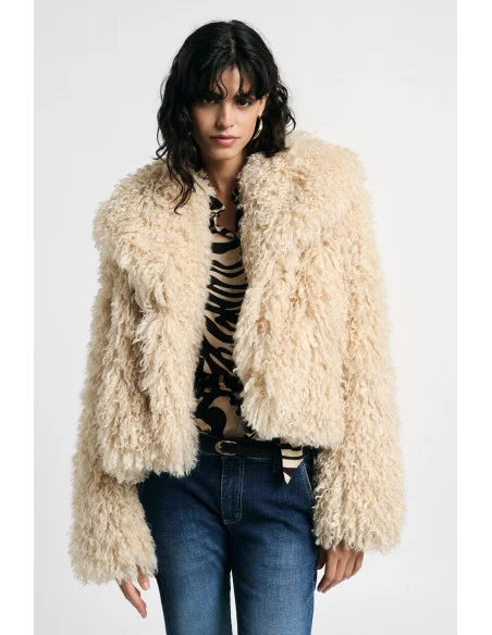 Short Eco-Fur Coat With a Wide Collar and Long Sleeves, please