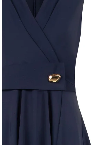Robe courte évasée en tissu fluide, avec encolure en V croisée et détail métallique « Rinascimento »