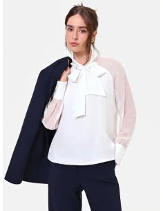 Blouse fluide « Studio » en mélange de soie avec nœud « Rinascimento »