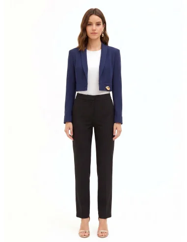 Veste blazer courte en tissu Cadi avec bouton bijou « Rinascimento »