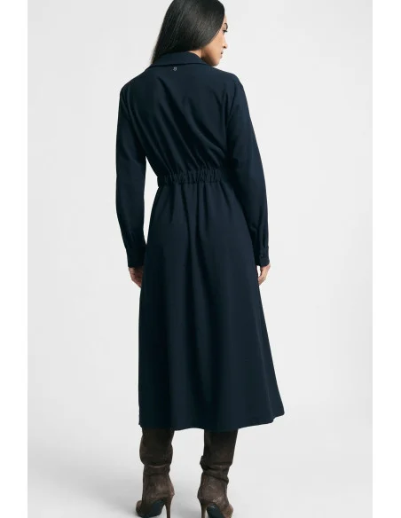 Long dress with a belt and a classic collar, please