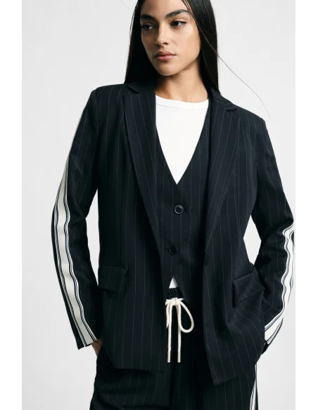 Blazer à rayures avec manches contrastées et fermeture à boutons Please