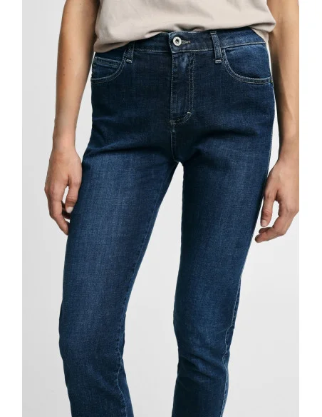Straight-Leg Jeans with Five Pockets Please