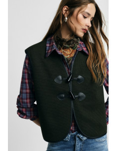 Vest with toggle fastening and contrasting trim, please - Vestiti F...