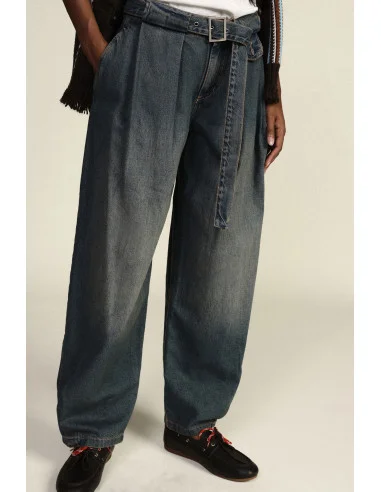 High-Waisted Paperbag Jeans with Matching Belt Dixie