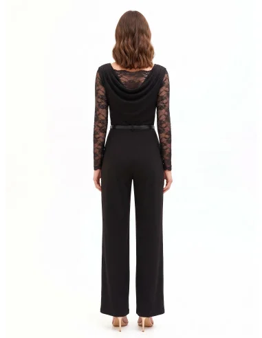 Palazzo-style knitted jumpsuit with lace inserts and a matching faux leather belt – Rinascimento