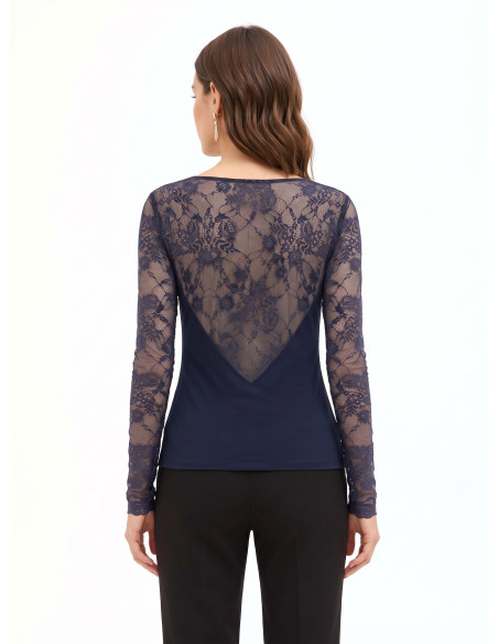 Fitted Jersey Top with a Round Neckline and Rinascimento Lace Sleeves