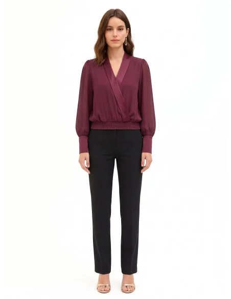Blouse ballon en georgette avec revers et larges poignets en satin « Rinascimento »