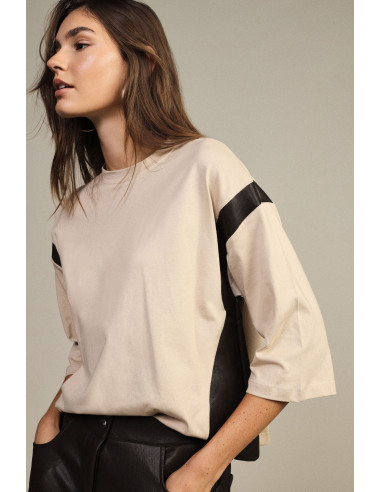 Dixie Loose-Fit Top with Three-Quarter Sleeves and Side Panels - Ve...